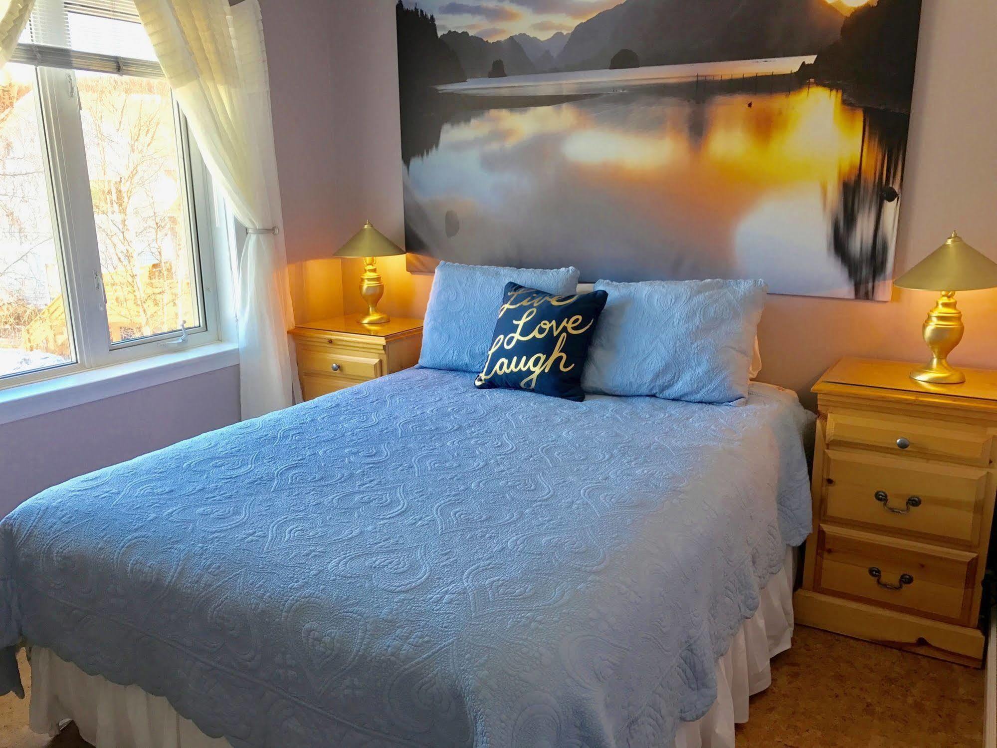 Vangorda Place B&B Whitehorse Eksteriør billede